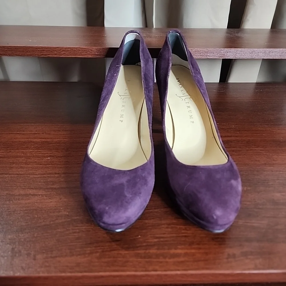 Ivanka Trump purple pumps. Size 7